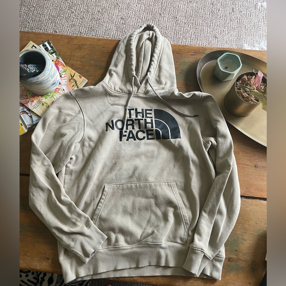 The North Face Hoodie- Excellent Condition